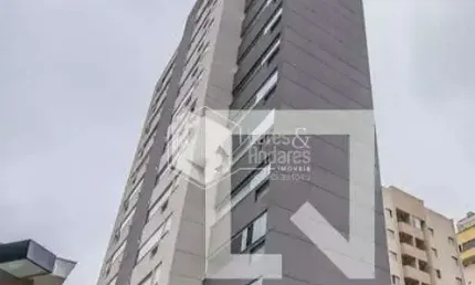 Apartamento à venda, com 42m² todo reformado e novo, todas as áreas com planejados. equipado e mobi