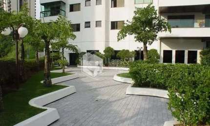 Apartamento tipo para venda com 3 quartos, sendo 3 suítes, 243m²