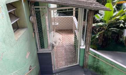 Apartamento tipo para venda com 20 quartos, sendo 5 suítes, 585m²