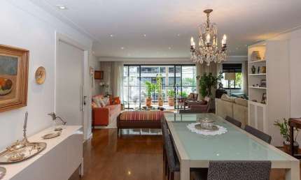Apartamento tipo para venda com 3 quartos, sendo 3 suítes, 161m²