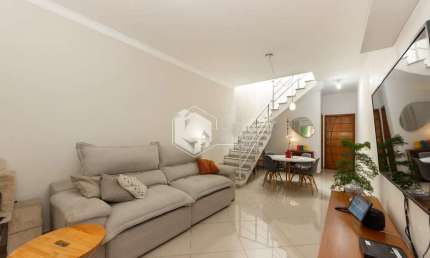 Casa tipo para venda com 3 quartos, sendo 1 suíte, 115m²