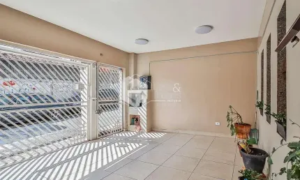 SOBRADO À VENDA, 160M² 3 QUARTOS, 2 VAGAS, AREA GOURMET COM COBERTURA RETRÁTIL - OPORTUNIDADE -  VI