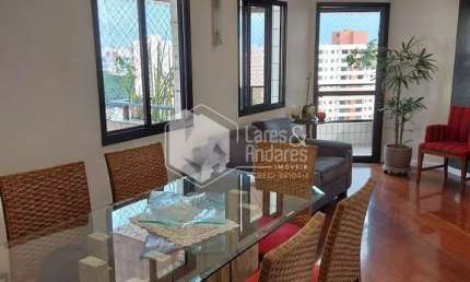 Lindo Apartamento a venda 97m², 3 dormitórios (sendo 1 suíte), 2 vagas demarcadas, varanda,  aceita