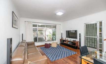Casa à venda 3 Quartos 1 Suite 2 Vagas 173M² Mirandópolis São Paulo - SP