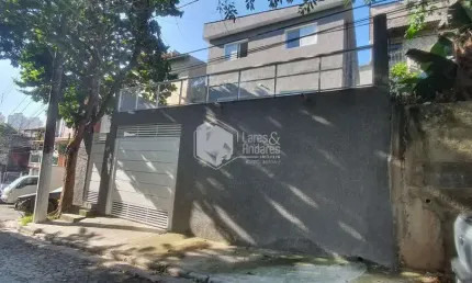 Sobrado enorme para venda   300m², 5 dormitórios ( sendo 1 suíte), 3 vagas mais 3 salões.  lauzane