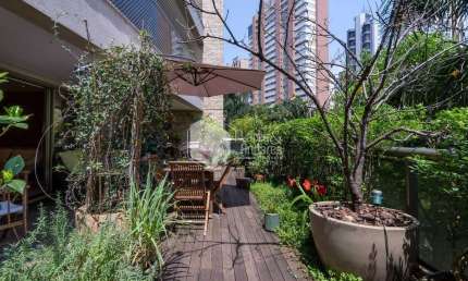 Apartamento garden para venda com 3 quartos, sendo 2 suítes, 250m²