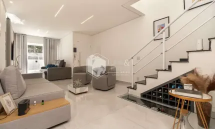 Sobrado para venda em Jardim Prudência com 2 quartos, sendo 2 suítes, 114m²