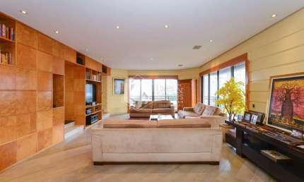 Apartamento tipo para venda com 4 quartos, sendo 2 suítes, 270m²
