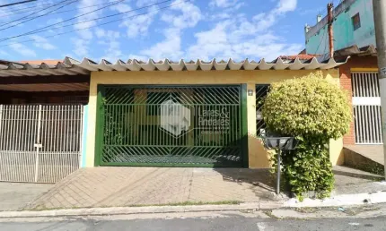Casa tipo para venda com 4 quartos, sendo 1 suíte, 188m²