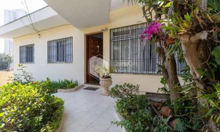 Casa tipo para venda em Vila do Bosque com 3 quartos, sendo 1 suíte, 193m²