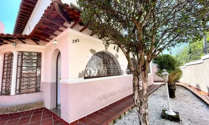 Casa tipo para venda em Aclimação com 3 quartos, sendo 3 suítes, 265m²