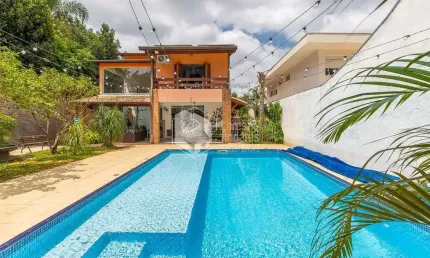 Sobrado para venda em Interlagos com 4 quartos, sendo 2 suítes, 454m²