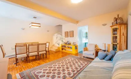 Sobrado para venda em Campo Belo com 3 quartos, 211m²
