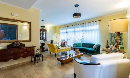 Casa tipo para venda em Bosque da Saúde com 3 quartos, sendo 1 suíte, 267m²