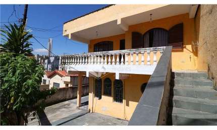 Casa tipo para venda em Tucuruvi com 8 quartos, sendo 3 suítes, 334m²