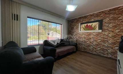 Casa tipo para venda com 3 quartos, sendo 2 suítes, 178m²