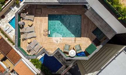 Cobertura para venda com 4 quartos, sendo 4 suítes, 420m²