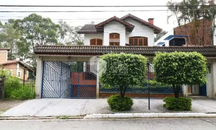 Sobrado para venda em Barro Branco (Zona Norte) com 5 quartos, sendo 3 suítes, 400m²
