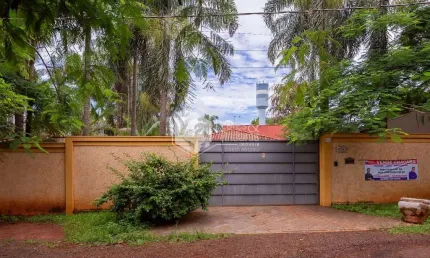 Casa tipo para venda em Jardim Morumbi com 4 quartos, sendo 2 suítes, 348m²
