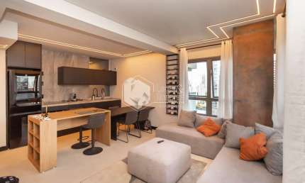 Duplex para venda em Indianópolis com 2 quartos, sendo 1 suíte, 73m²