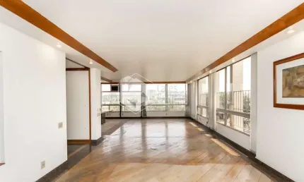 Apartamento tipo para venda em Jardim Europa com 3 quartos, sendo 1 suíte, 217m²