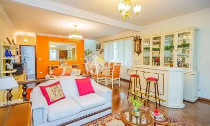 Casa à venda 3 Quartos 2 Suites 3 Vagas 240M² Mirandópolis São Paulo - SP