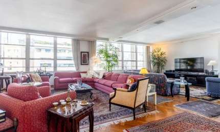 Apartamento tipo para venda com 4 quartos, sendo 2 suítes, 275m²