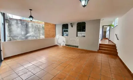 Casa tipo para venda em chácara inglesa com 3 quartos, sendo 1 suíte, 300m²