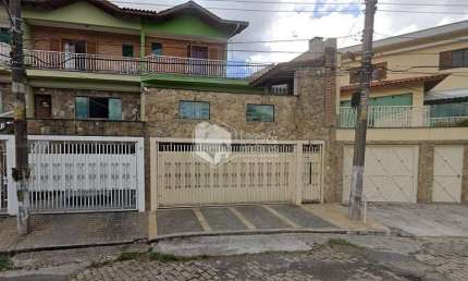 Sobrado para venda com 3 quartos, sendo 1 suíte, 150m²