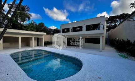 Casa tipo para venda em Jardim Marajoara com 4 quartos, sendo 3 suítes, 436m²