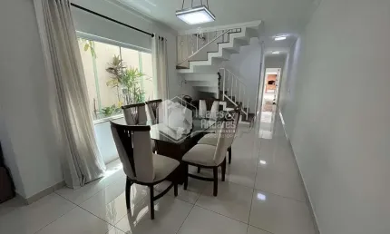 Casa à venda 3 Quartos 2 Suites 4 Vagas 208M² Água Rasa São Paulo - SP