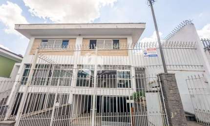 Sobrado para venda em Parque São Domingos com 4 quartos, sendo 1 suíte, 200m²