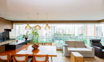 Apartamento tipo para venda em Campo Belo com 3 quartos, sendo 3 suítes, 151m²
