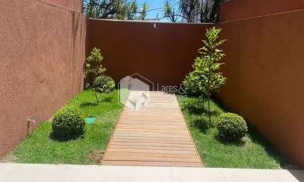 Casa tipo para venda em Vila Dom Pedro I com 3 quartos, sendo 2 suítes, 200m²