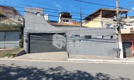 Casa tipo para venda com 4 quartos, sendo 3 suítes, 191m²