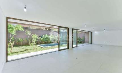 Casa no condomínio Condomínio Casa Flora Badra para venda com 4 quartos, sendo 4 suítes, 620m²
