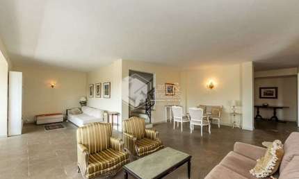 Casa à venda 3 Quartos 3 Vagas 379M² Pacaembu São Paulo - SP