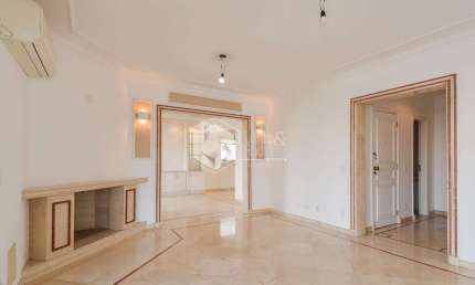 Apartamento tipo para venda com 4 quartos, sendo 4 suítes, 208m²