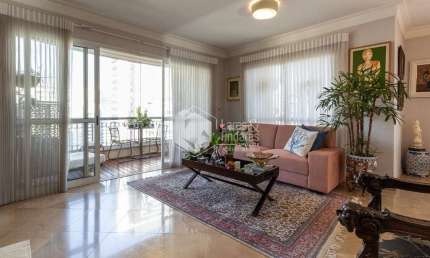 Apartamento tipo para venda em Moema com 2 quartos, sendo 2 suítes, 165m²