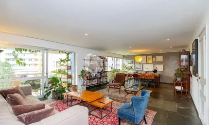 Apartamento tipo para venda em Vila Andrade com 4 quartos, sendo 1 suíte, 222m²