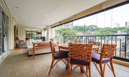 Apartamento tipo para venda em Vila Mariana com 4 quartos, sendo 3 suítes, 245m²
