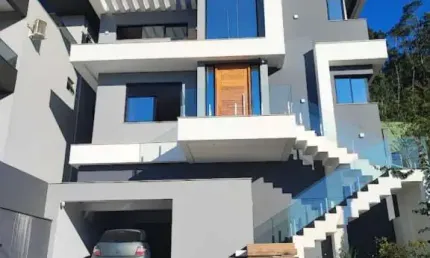 Casa em condomínio fechado com 3 quartos à venda no Forquilhas, São José , 290 m2 por R$ 1.900.000