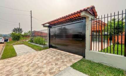 Casa com 2 quartos à venda na Carlos Augusto de Souza, 559, Arroio da Manteiga, São Leopoldo por R$ 300.000