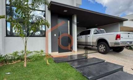Casa em condomínio fechado com 3 quartos à venda na Rua Odette Ramos Haddad, Residencial Campos de Piemonte, Araraquara, 153 m2 por R$ 850.000