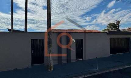 Casa com 3 quartos à venda na Rua Jayme Outeiro de Oliveira, 206, Parque Residencial Vale do Sol, Araraquara, 175 m2 por R$ 440.000