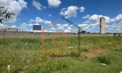 Terreno a venda no Condominio Residencial Village Damha em Araraquara