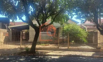 Casa a venda no Bairro Jardim Primavera em Araraquara