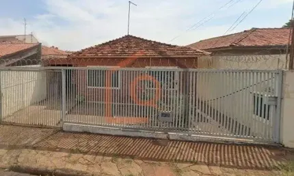 Casa padrao a venda no Jardim Quitandinha, Araraquara