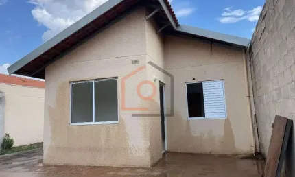 Casa padrao a venda no Jardim Sao Bento, Araraquara - 2 dormitorios e 4 vagas de garagem!
