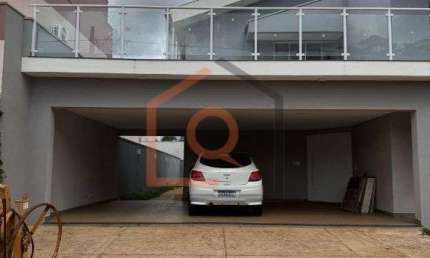 Sobrado de 3 dormitorios a venda no Parque Residencial Damha, Araraquara